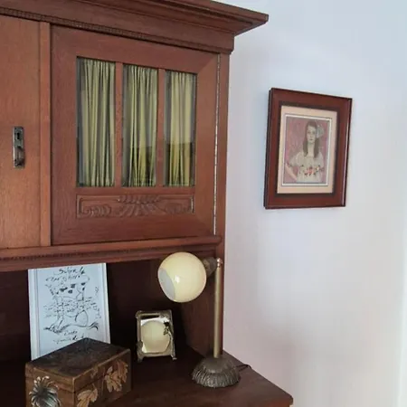 Tipp - Halle Idyllisch Am Fluss Apartman