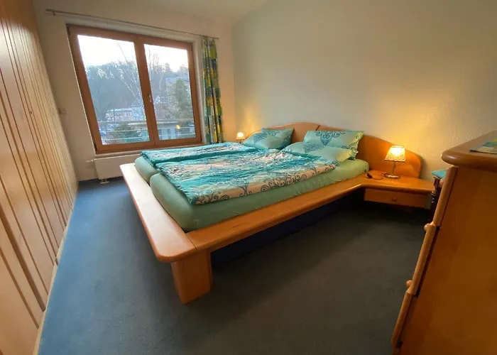 Tipp - Halle Idyllisch Am Fluss