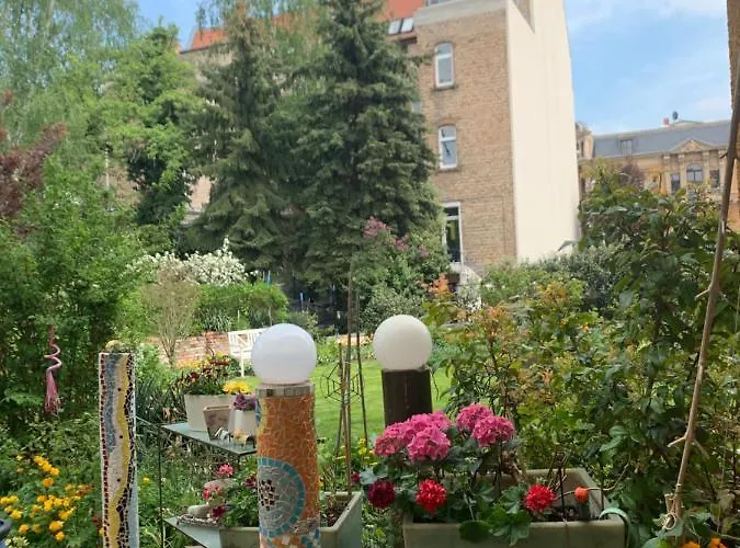 Tipp - Halle Idyllisch Am Fluss Halle (Saale)