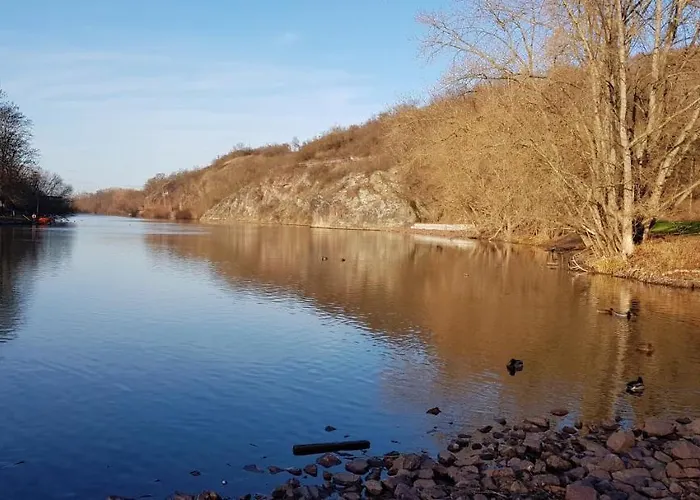 Tipp - Halle Idyllisch Am Fluss * Halle (Saale)