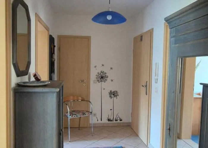 Tipp - Halle Idyllisch Am Fluss Apartman